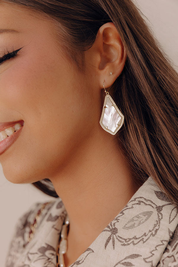 Kendra Scott Alex Gold Drop Earrings in Ivory Pearl Image - 1