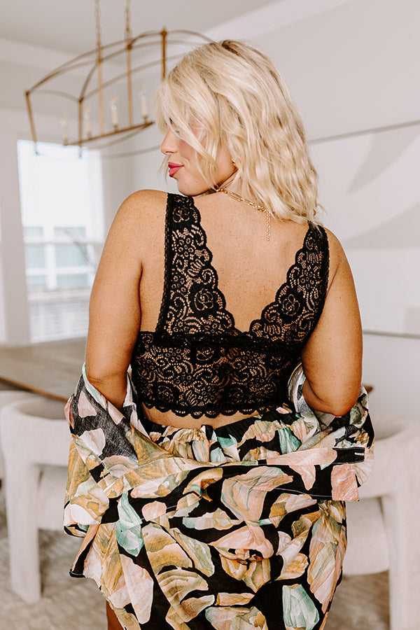 Love In Lace Bralette In Black Curves Image - 3