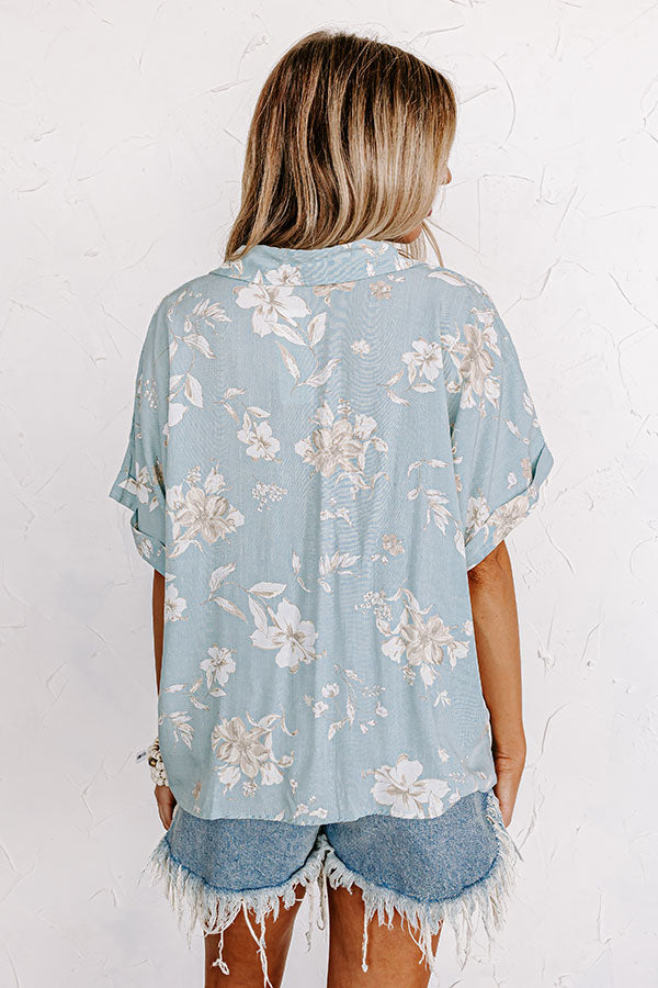 Tulum Toasts Floral Top in Light Sky Blue Image - 2