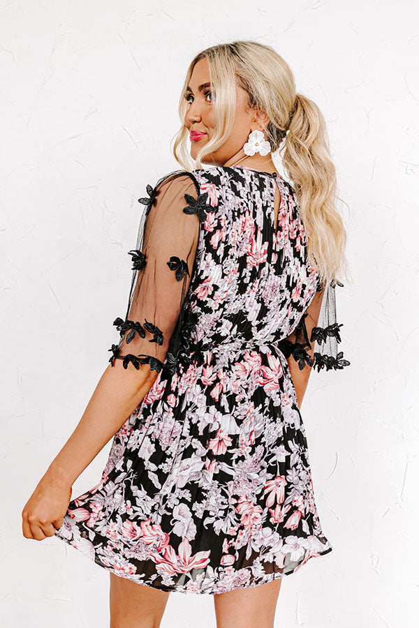 Vineyard Villa Pleated Dress in Black Image - 3