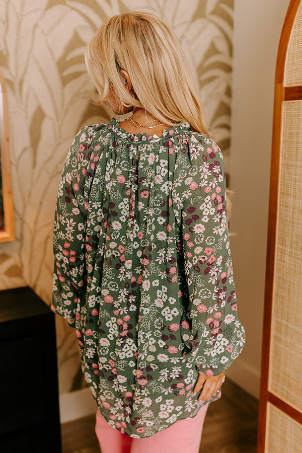 Magnolia Breeze Shift Top Curves Image - 3