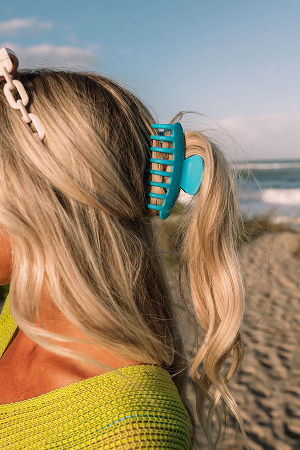 Beach Tripping Hair Claw Clip In Ocean Blue Image - 1