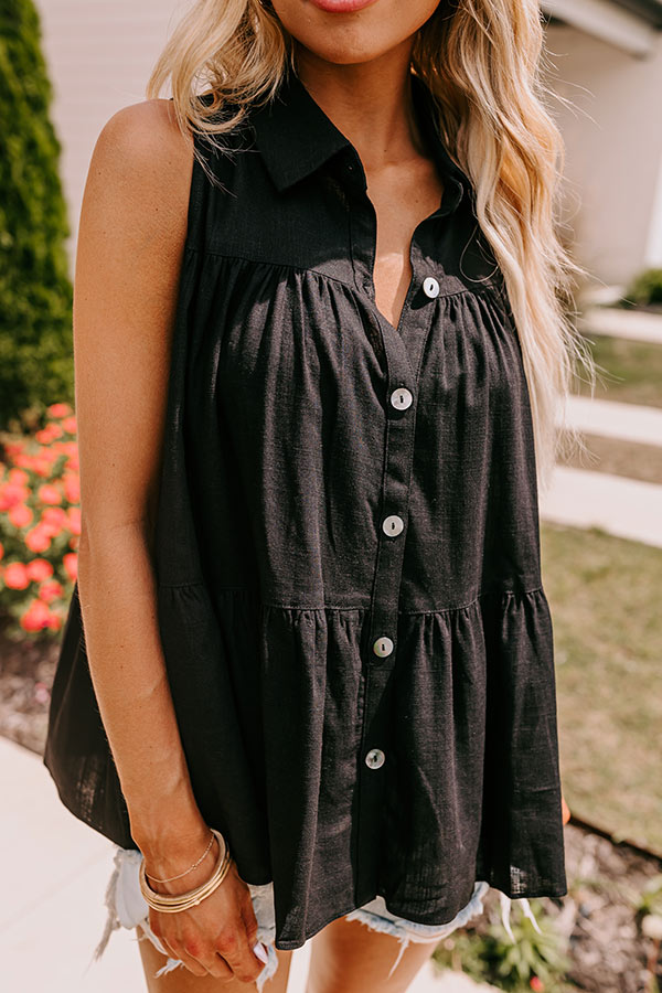 Country Club Cuteness Button Up in Black Image - 3
