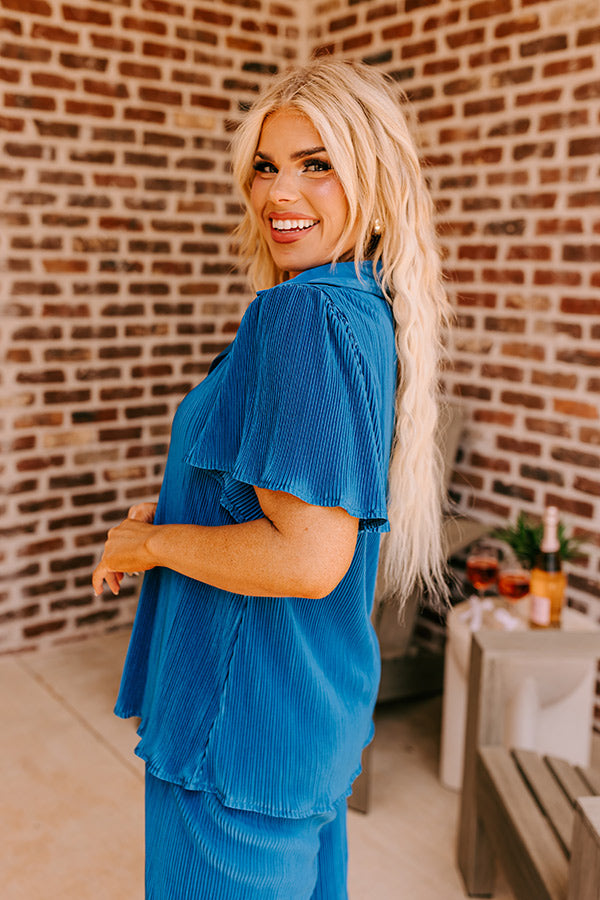 The Terrence Pleated Button Up Curves Image - 3