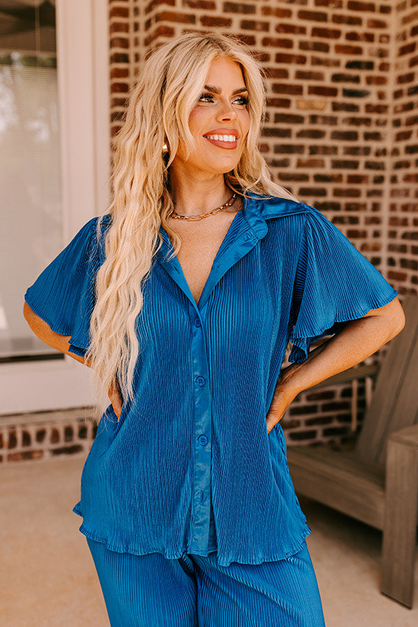 The Terrence Pleated Button Up Curves Image - 1