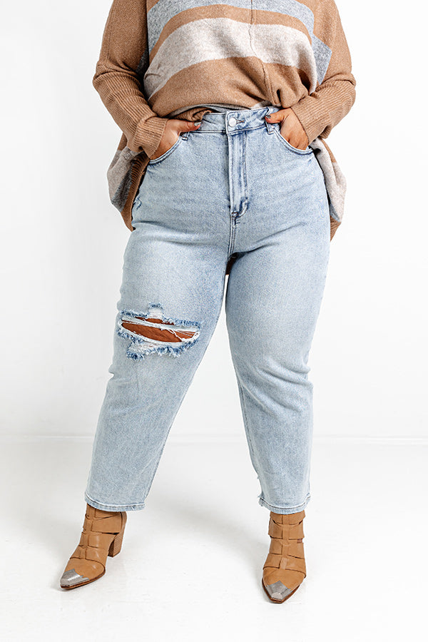 Risen The Bolt High Waist Jean in Light Wash Curves Image - 2