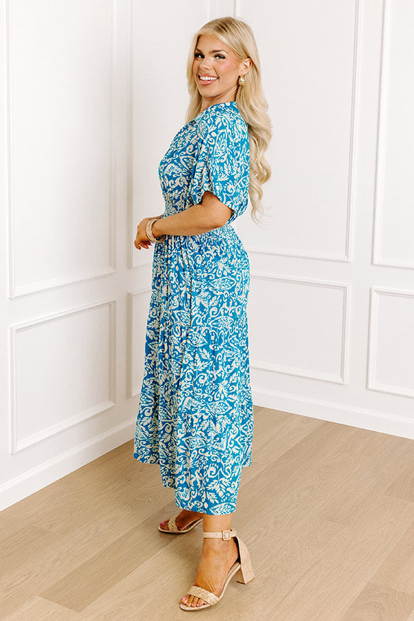 Resort Getaway Floral Midi in Ocean Blue Curves Image - 2