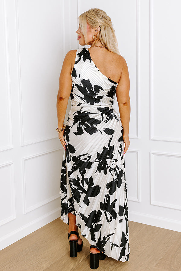 Date Night In Paris Floral Maxi Dress Curves Image - 4