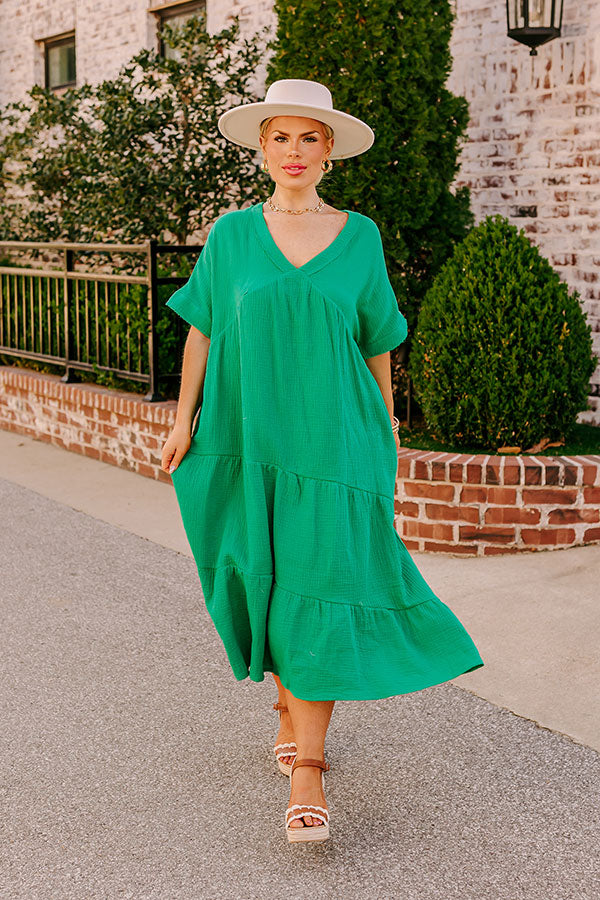 Keeping It Simple Midi in Kelly Green Curves Image - 2
