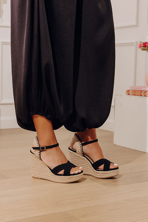 The Lucero Wedge in Black