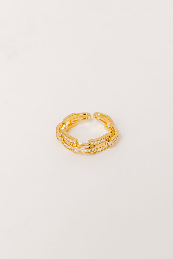 Love Link Ring in Gold Image - 1
