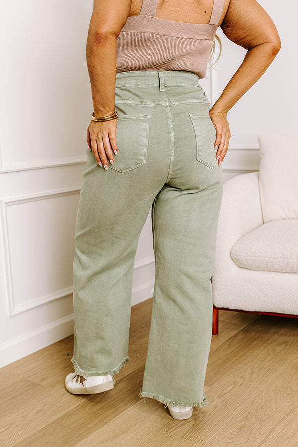 Risen Iris Midrise Wide Leg Jean in Sage Curves Image - 3