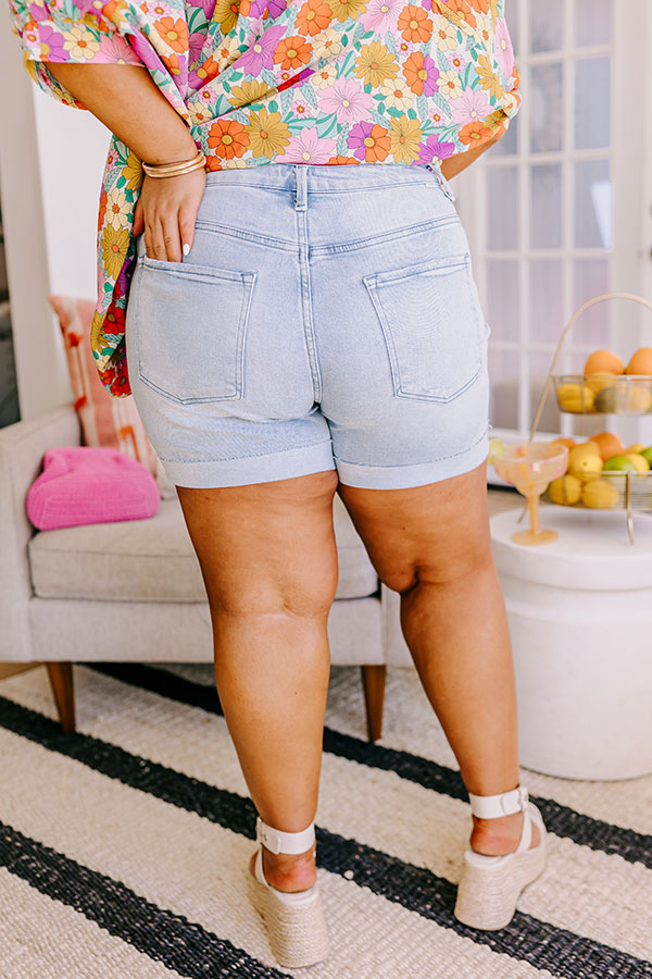 Risen Tabor High Waist Shorts in Light Wash Curves Image - 5