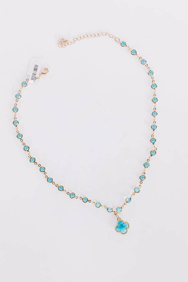 Charming Smile Necklace in Blue Image - 3