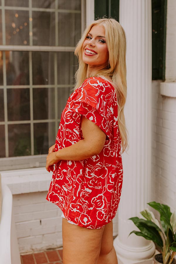 Vibrant Voyage Shift Top Curves Image - 3