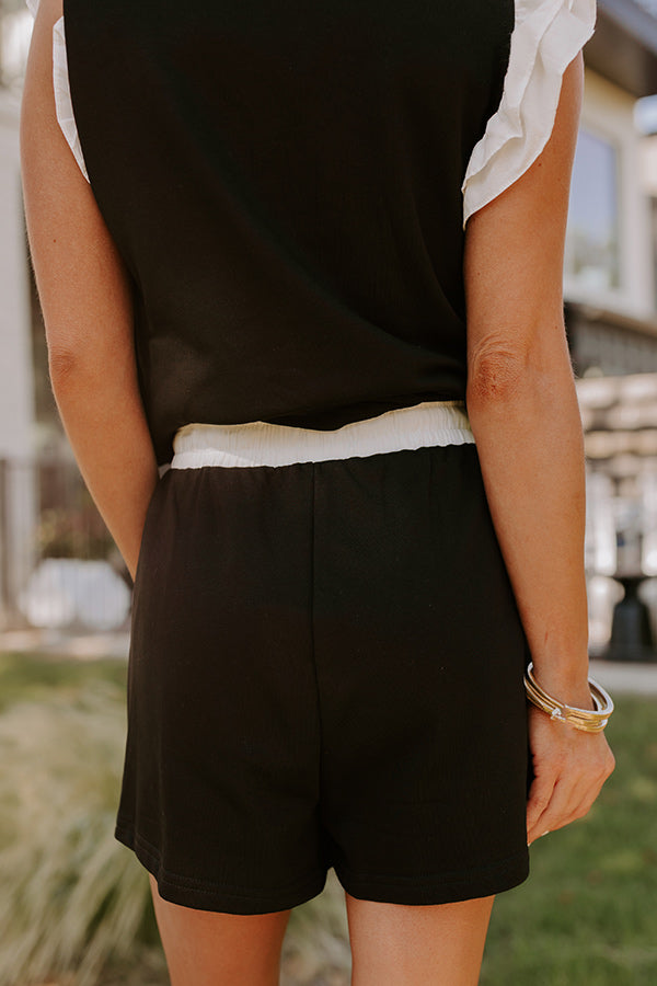 Casual Comforts Shorts in Black Image - 3