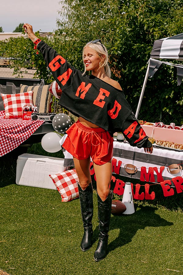 Game Day Crop Sweatshirt in Black/Red Image - 1