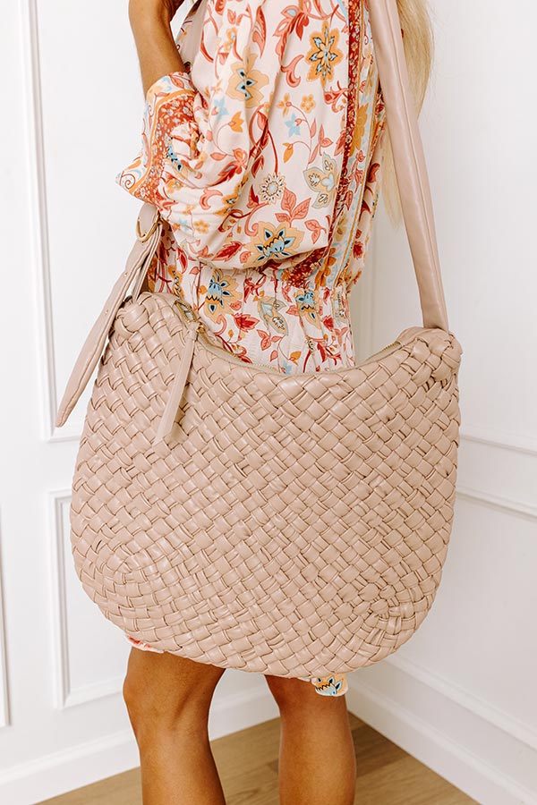 Chic Feeling Faux Leather Woven Tote In Iced Latte Image - 3