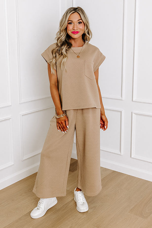 Cue The Cozy Shift Top in Warm Taupe Image - 5