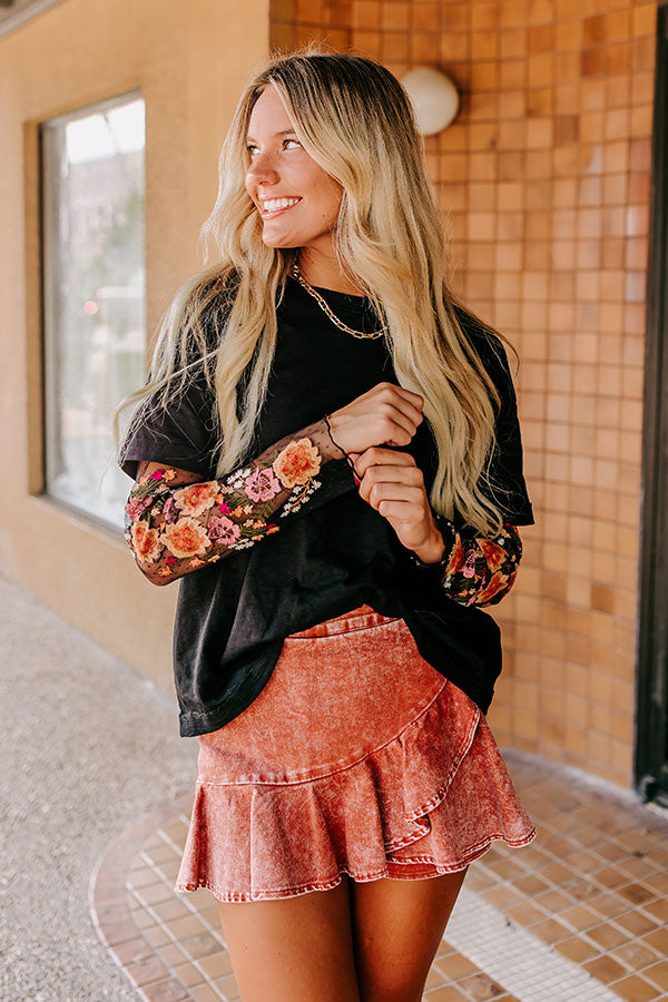 Casual Twist  Embroidered Tee in Black Image - 1
