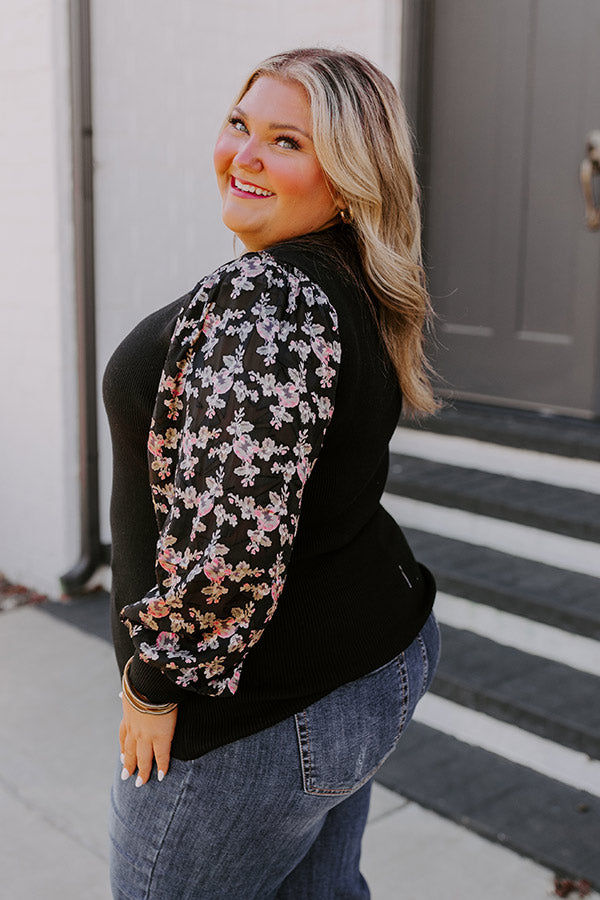 Downtown Manhattan Sweater Top Curves Image - 2
