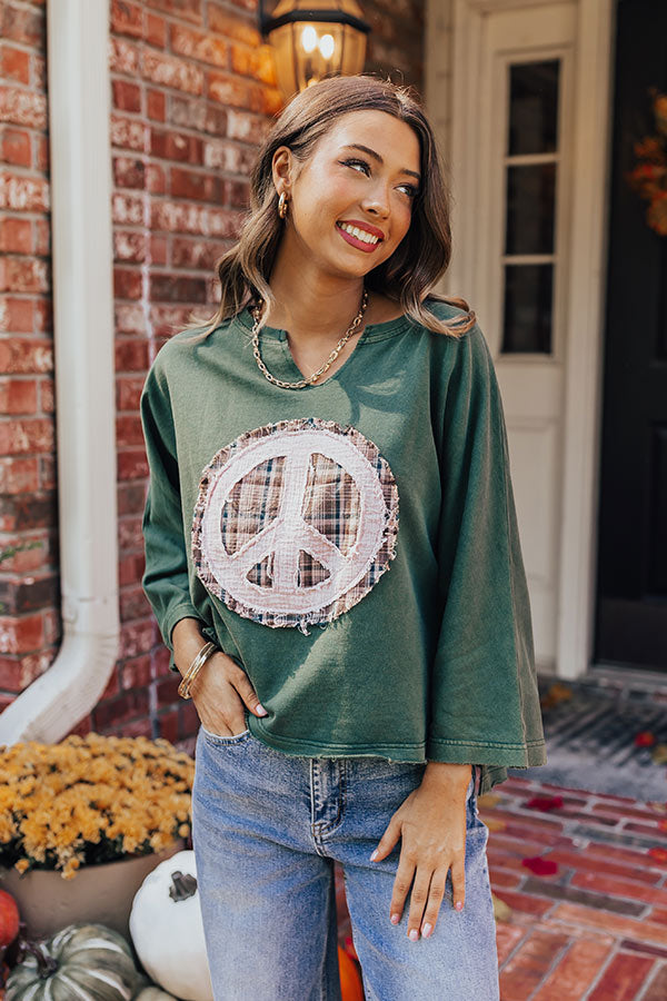 Peace And Love Vintage Wash Tee in Hunter Green Image - 3