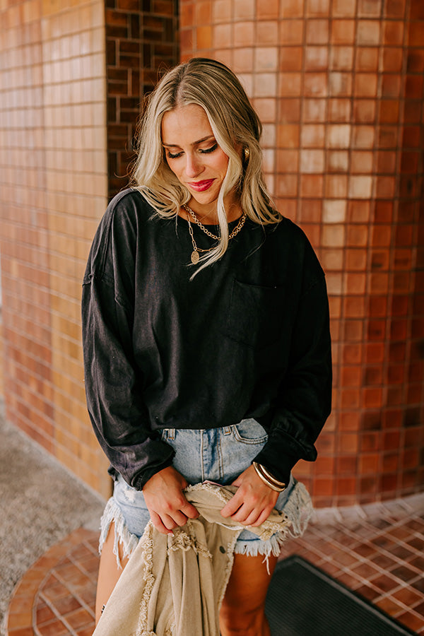 Girl On The Go Vintage Wash Tee in Black Image - 1