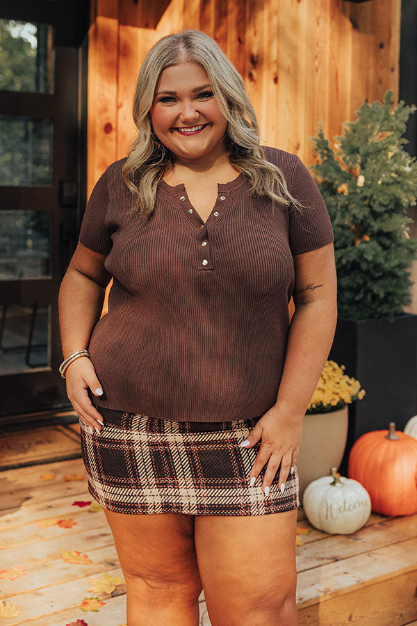 Cafe Hangout Ribbed Henley Top in Chestnut Curves Image - 2