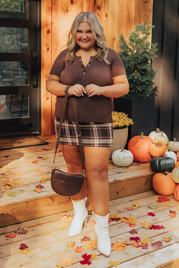 Cafe Hangout Ribbed Henley Top in Chestnut Curves Image - 3