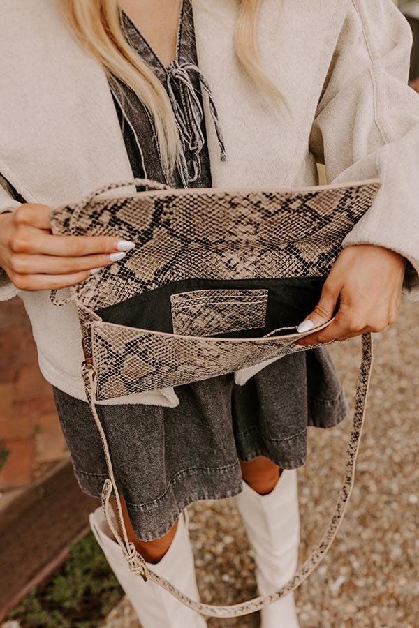 Exclusive Party Faux Leather Purse in Snake Print Image - 2