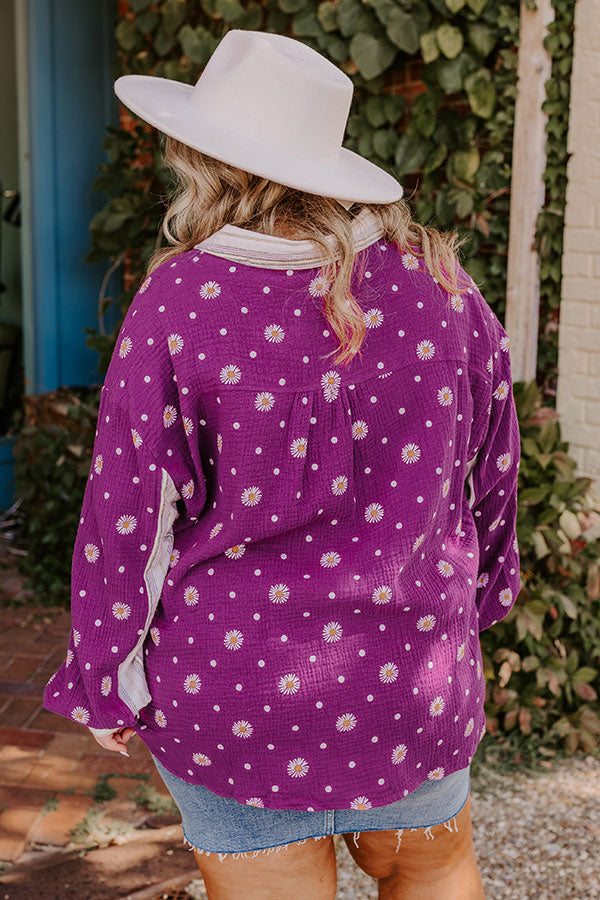 Daisy Does It Button Up Curves Image - 4