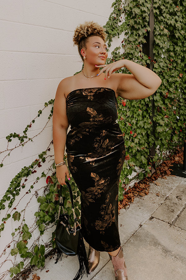 Charmed Moments Velvet Floral Maxi Dress Curves Image - 2