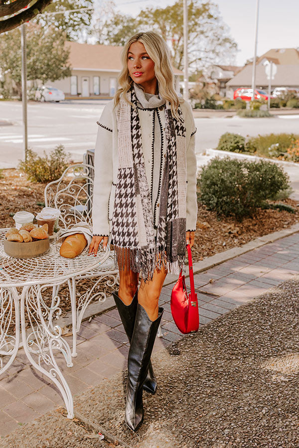 Falls First Chill Scarf in Black