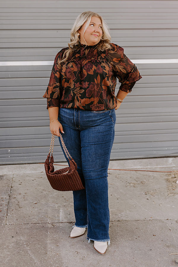 Autumn Encounters Floral Top Curves Image - 2