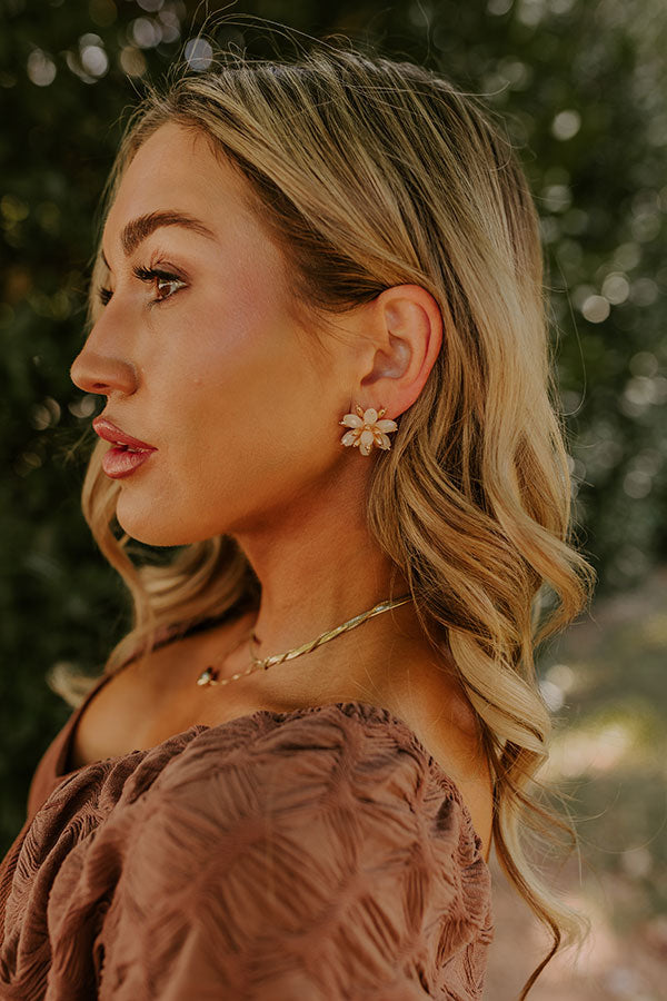 Spotlight Darling Earrings in White