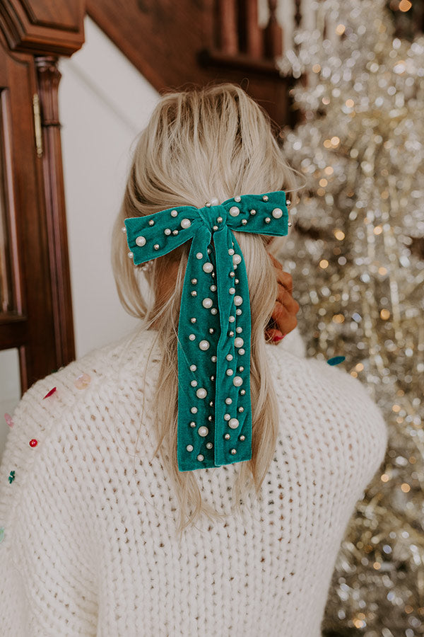 Spotlight Darling Pearl Embellished Bow Hair Clip in Teal