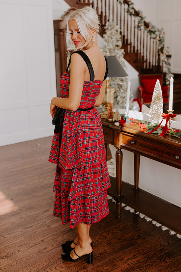 Holiday Harmony Plaid Tiered Midi Image - 3