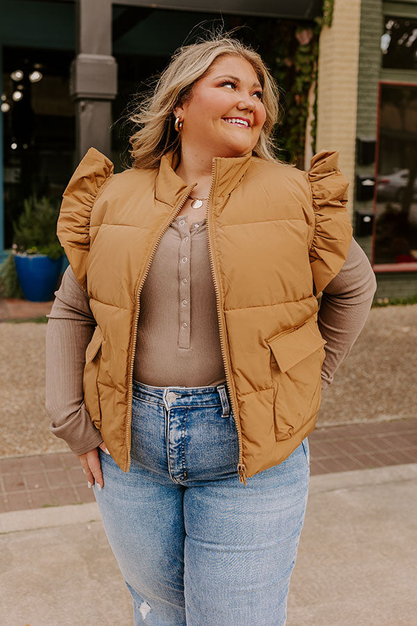 Cabin Cutie Puffer Vest Curves Image - 2