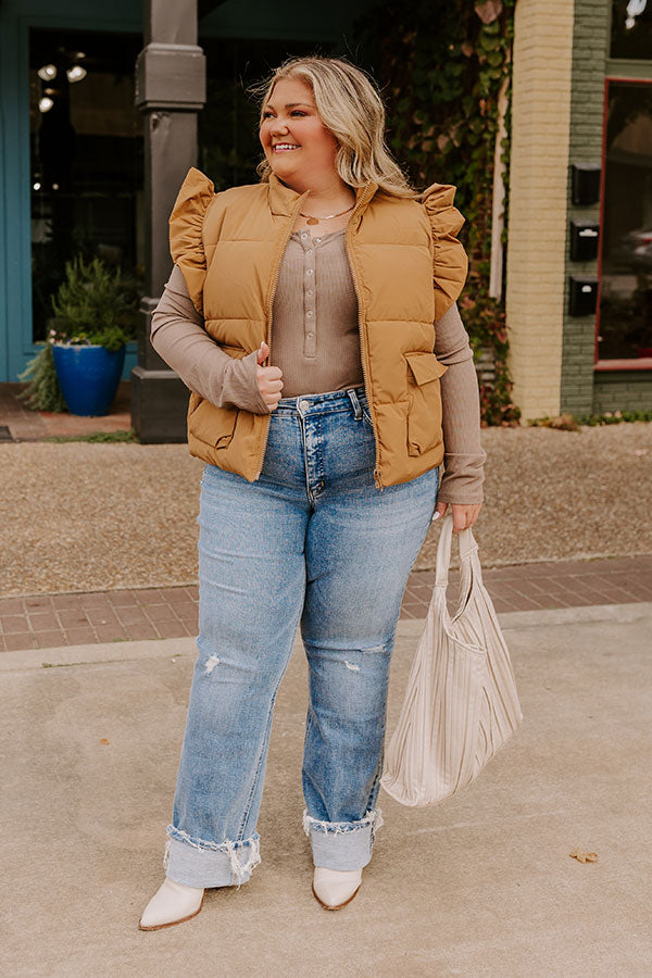 Cabin Cutie Puffer Vest Curves Image - 1