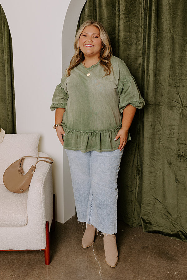Romance Novel Vintage Wash Top Curves Image - 3