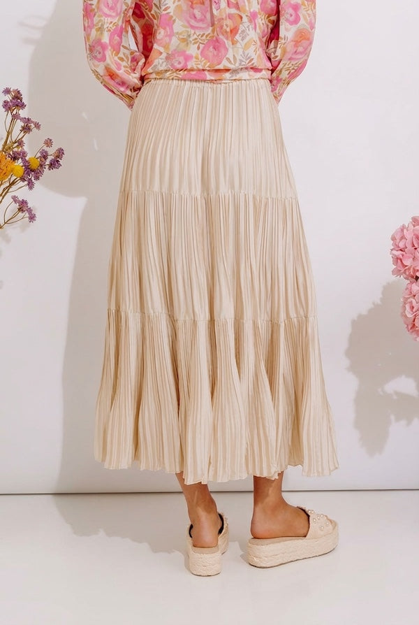 Manhattan Skyline High Waist Pleated Midi Skirt in French Vanilla Image - 4
