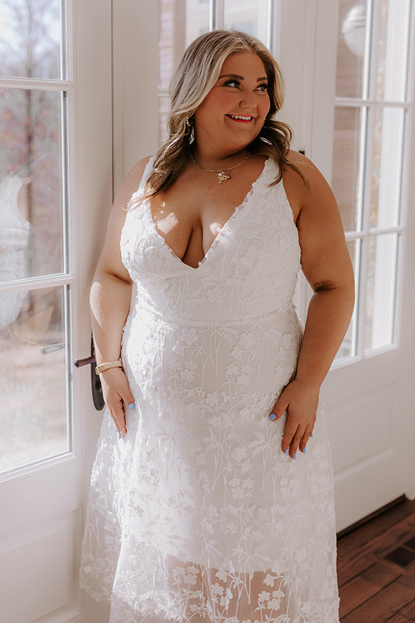 Romantic Moment Embroidered Midi Dress in White Curves Image - 3