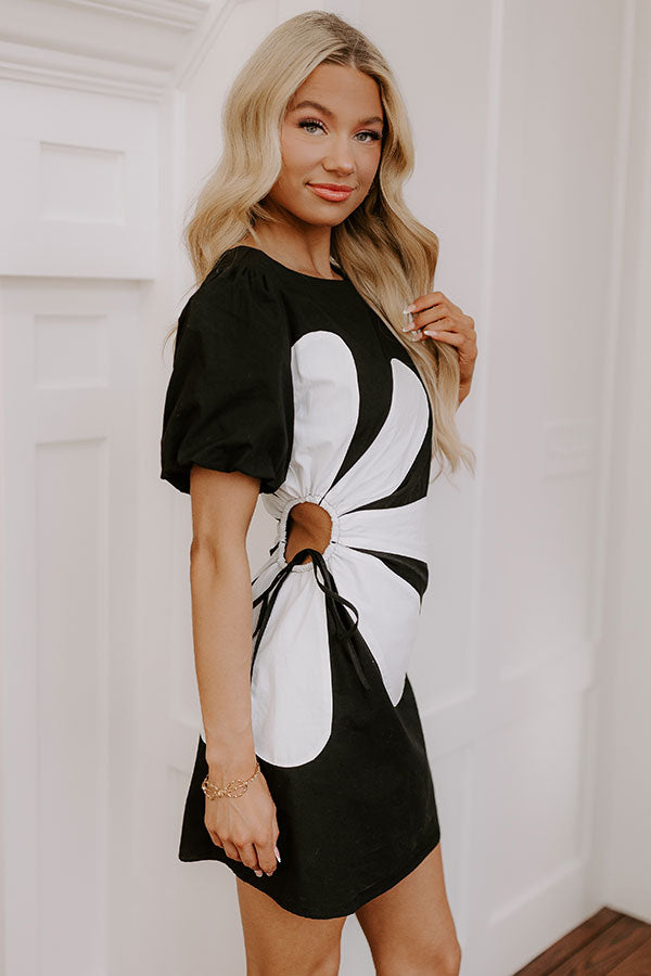 Make A Statement Cut Out Mini Dress in Black Image - 3