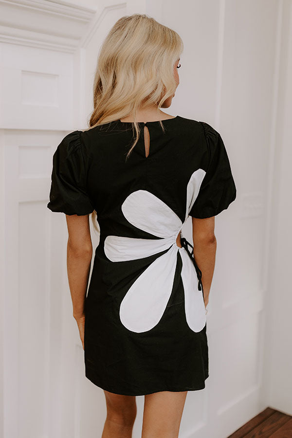 Make A Statement Cut Out Mini Dress in Black Image - 5