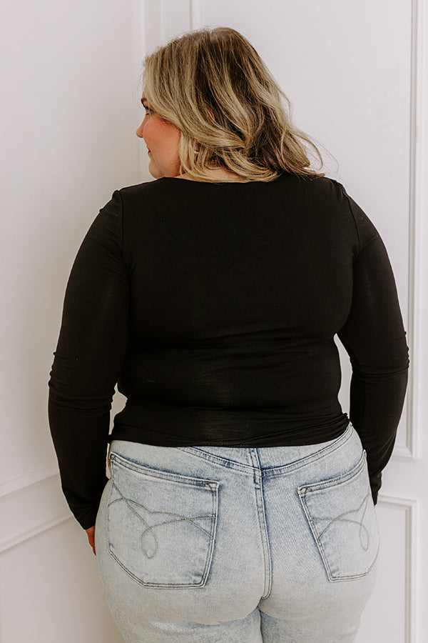 Sassy and Chic Top in Black Curves Image - 3