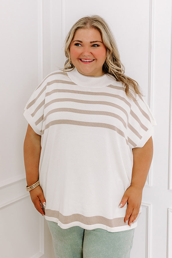 Bistro Hangout Stripe Top Curves Image - 2