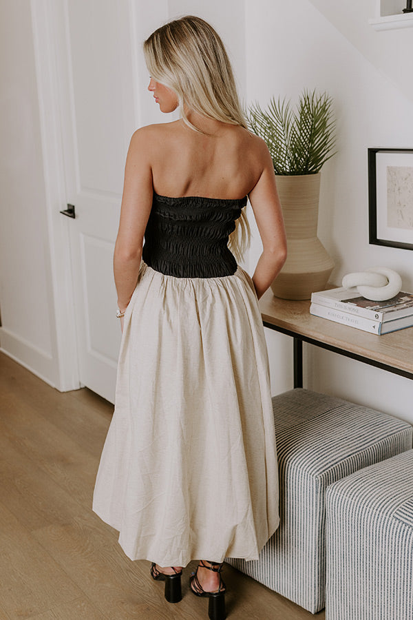 Coastal Cove Linen Midi Dress in Black Image - 5