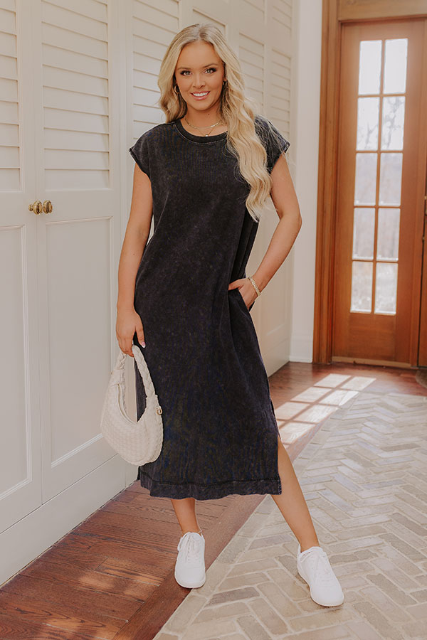 Beach Daydream Vintage Wash Midi Dress in Vintage Black Image - 1