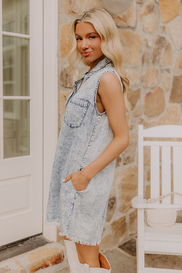 Park Days Ahead Vintage Wash Mini Dress in Light Wash Image - 3