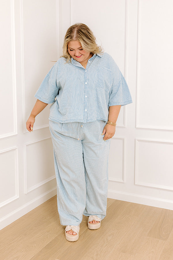 Coastal Dreams Chambray Button Up Curves Image - 2